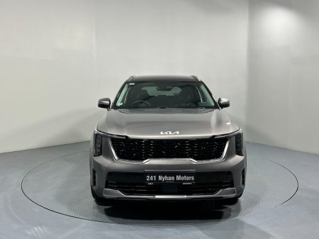 2024 Kia Sorento - view 2