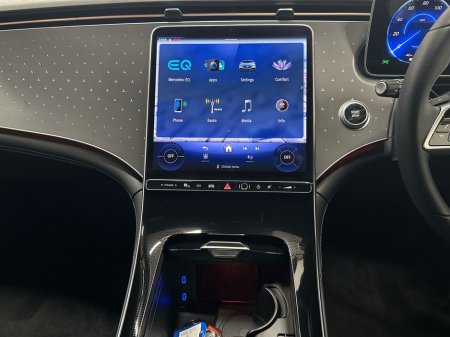 2025 Mercedes-Benz EQE - thumbnail 11