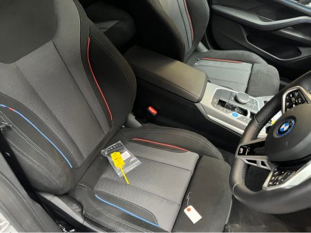 2025 BMW i4 - thumbnail 12