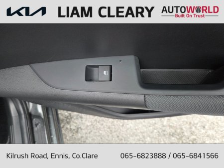 2023 Kia Niro - thumbnail 22