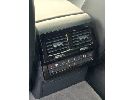 2023 Volkswagen Touareg 3.0TSI V6 R-LINE 462BHP 5DR LAPIZ BLUE +MAXTON KIT STUNNING! €67,950 thumbnail