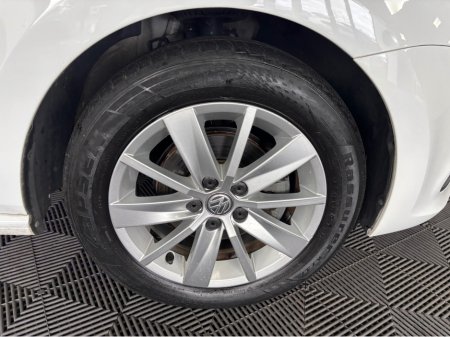 2014 Volkswagen Polo - thumbnail 5