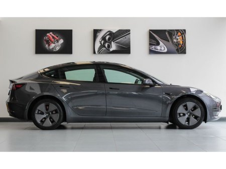 2022 Tesla Model 3 Long Range AWD €28,899 thumbnail