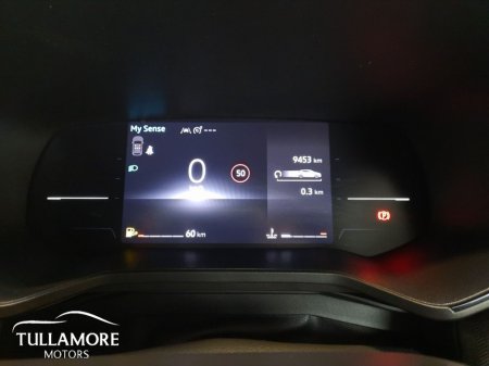 2025 Renault Clio - thumbnail 10