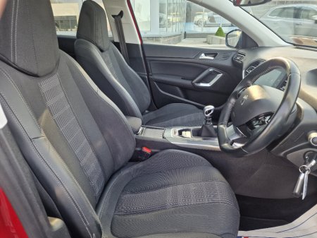 2019 Peugeot 308 - thumbnail 16