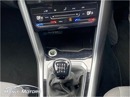 2024 Volkswagen T-Roc - thumbnail 19