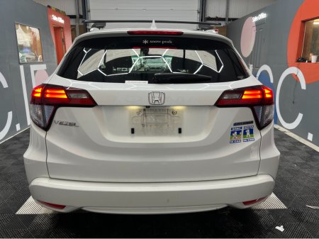 2017 Honda Vezel - thumbnail 3