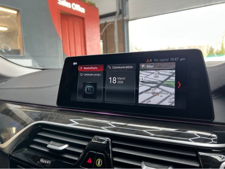 2017 BMW 5 Series - thumbnail 8