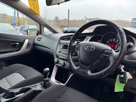 2014 Kia Ceed - thumbnail 7