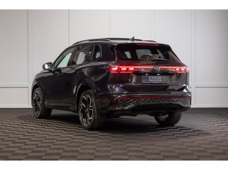 2024 Volkswagen Tiguan - thumbnail 4