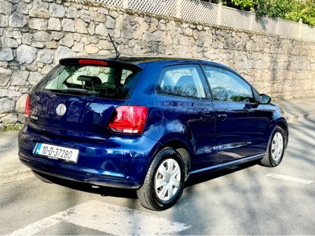 2010 Volkswagen Polo - thumbnail 12