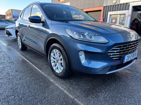 2023 Ford Kuga 2.5 Duratec 225PS PHEV Titanium Auto €22,500 thumbnail