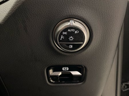 2025 Mercedes-Benz GLC Class - thumbnail 19