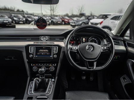 2017 Volkswagen Passat 2017 Passat HIGHLINE/96k km/New NCT/1yr warranty €17,888 thumbnail