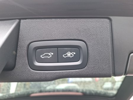 2023 Volvo XC60 - thumbnail 12