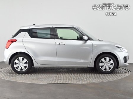 2023 Suzuki Swift - thumbnail 2