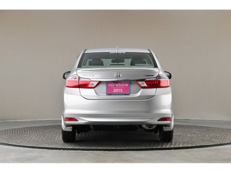 2015 Honda Grace - thumbnail 8