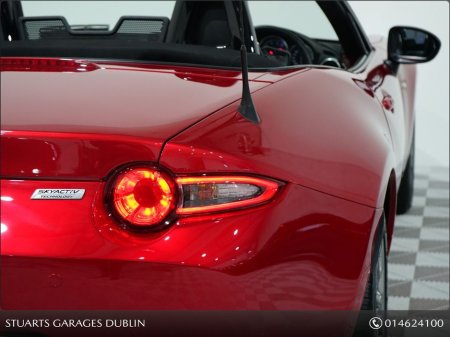 2017 Mazda MX-5 *SOLD DEPOSIT TAKEN*1.5P GT ROADSTER IN SOUL RED CRYSTAL WITH BLACK LEATHER. HEATED SEATS, 17” SMOKED ALLOYS, KEYLESS ENTRY, LANE DEPARTURE WARNING, B thumbnail