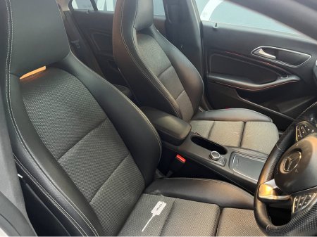 2018 Mercedes-Benz CLA Class €22950! 2018 MERCEDES-BENZ CLA180 AMG LINE AUTOMATIC / HEATED SEATS / CRIUSE CONTROL / REVERSE CAMERA / PADDLE SHIFTERS €22,950 thumbnail