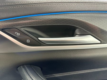 2020 BMW 5 Series - thumbnail 16