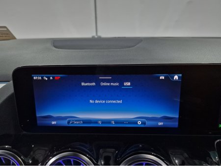 2023 Mercedes-Benz GLA Class 250E AMG LINE PREMIUM (PLUG IN HYBRID) AUTOMATIC **ONE OWNER / APPLE CARPLAY & ANDROID AUTO / BLIND SPOT ASSIST / HEATED FRONT SEATS / SAT NAV / REVERSE CAMERA / WIRELESS PHONE CHARGING** €40,900 thumbnail