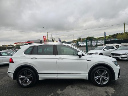 2018 Volkswagen Tiguan 1.4 TSI R-LINE EDITION / 360 CAMERA -VIRTUAL COCKPIT  PARK-ASSIST - SENSORS - VIRTUAL COCKPIT - SIMI MAIN DEALER - CARPLAY - ANDROID AUTO €30,950 thumbnail
