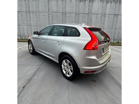 2016 Volvo XC60 D4 (190hp) FWD SE LUX Geartronic €13,888 thumbnail