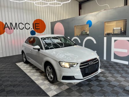2019 Audi A3 AUDI A3 AUTOMATIC 1.4 TFSI SPORTBACK / 32k KMs / REVERSE CAMERA , ADAPTIVE CRUISE &  MORE