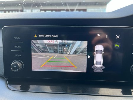 2022 Skoda Octavia - thumbnail 18