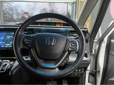 2019 Honda Stepwagon - thumbnail 10