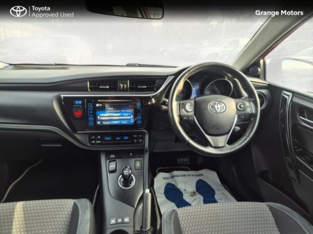 2018 Toyota Auris - thumbnail 9