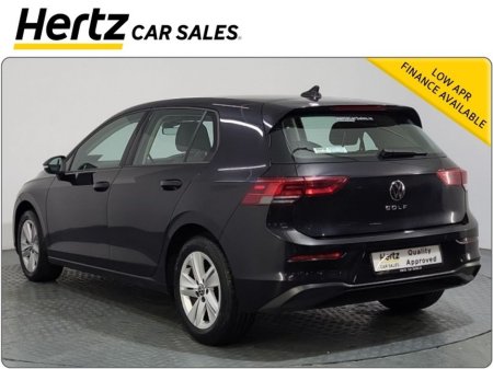 2024 Volkswagen Golf LIFE 110HP Petrol Manual €25,995 thumbnail