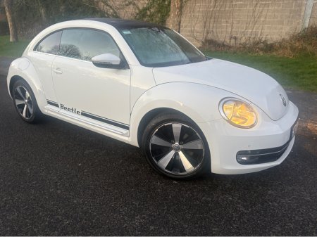 2016 Volkswagen Beetle DSN 1.2 TSI MANUAL 6SPEED FWD BLUEMOTION 105 3DR €15,950 thumbnail