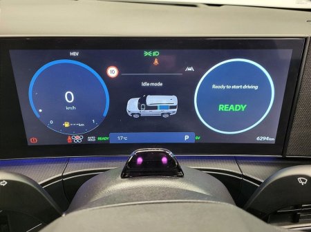 2025 Hyundai Santa Fe - thumbnail 5