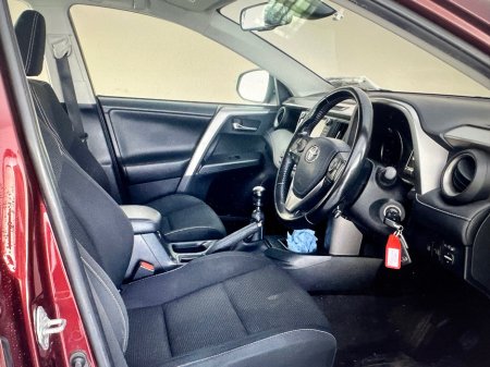 2017 Toyota Rav4 2.0 D-4D (143) 2WD LUNA SPORT