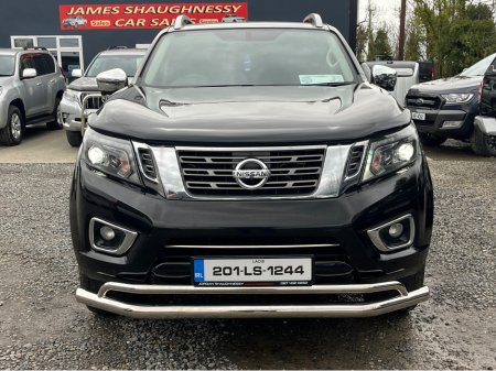 2020 Nissan Navara - thumbnail 2