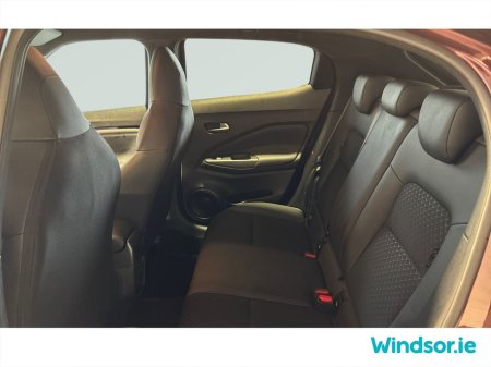 2025 Nissan Juke - thumbnail 8