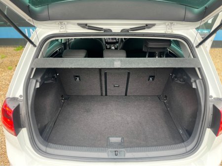 2015 Volkswagen Golf HIGHLINE 1.2 TSI MANUAL 110HP, NEW NCT 11/2026, LOW TAX, LOW INSURANCE €14,495 thumbnail