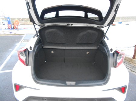 2019 Toyota C-HR Sport Hybrid €21,995 thumbnail