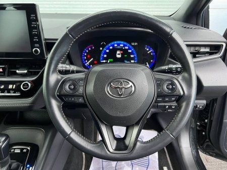 2020 Toyota Corolla WXB 1.8 HYBRID // HEADS-UP DISPLAY // 17