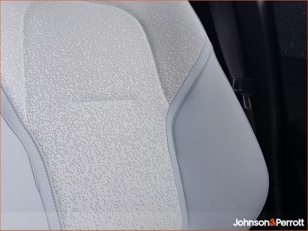 2024 Volvo EX30 Ultra 428bhp Twin Motor AWD 69kWh (Three Year Volvo Selekt Warranty) €40,900 thumbnail