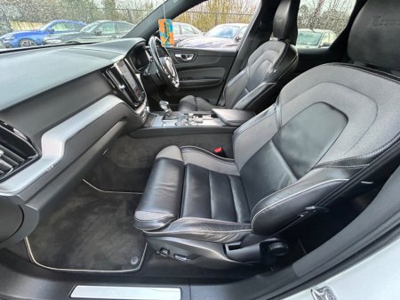 2020 Volvo XC60 - thumbnail 24