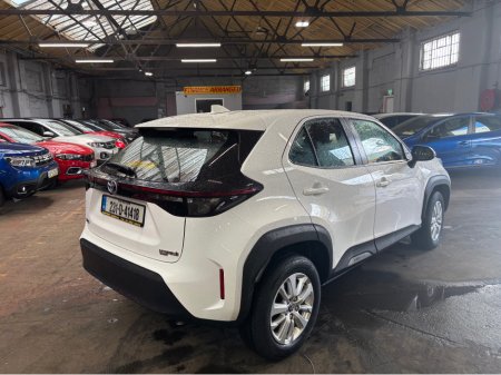 2023 Toyota Yaris Cross xLUNA 4DR AUTO €114,279 thumbnail