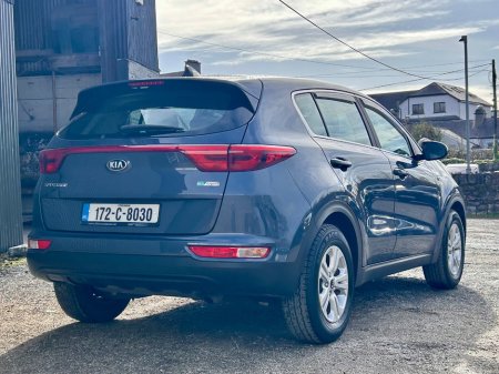 2017 Kia Sportage - thumbnail 4