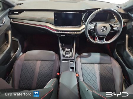 2023 Skoda Octavia RS 2.0TDI 200HP DSG - Dual Climate Control, Reverse Camera, Adaptive Cruise Control, Heated Seats & Steering Wheel, 19