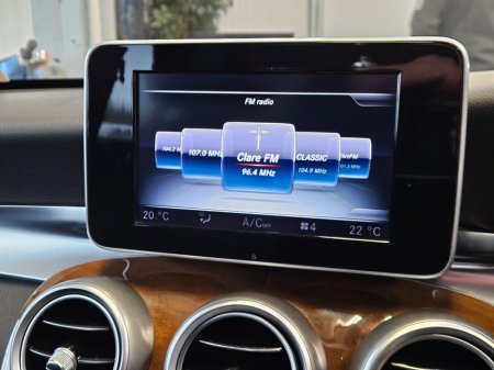 2015 Mercedes-Benz C Class - thumbnail 13