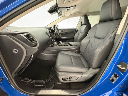 2025 Lexus NX 450 h+ - view 2