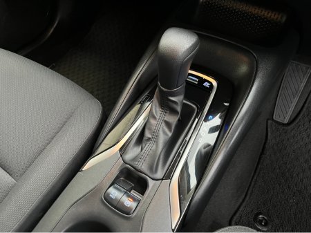 2022 Toyota Corolla TOURING HYBRID AUTOMATIC 1.8 PETROL //REVERSE CAMERA//ADAPTIVE CRUISE CONTROL// €19,950 thumbnail