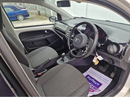 2015 Volkswagen up! - thumbnail 14