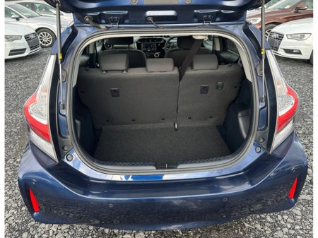 2019 Toyota Aqua - thumbnail 9